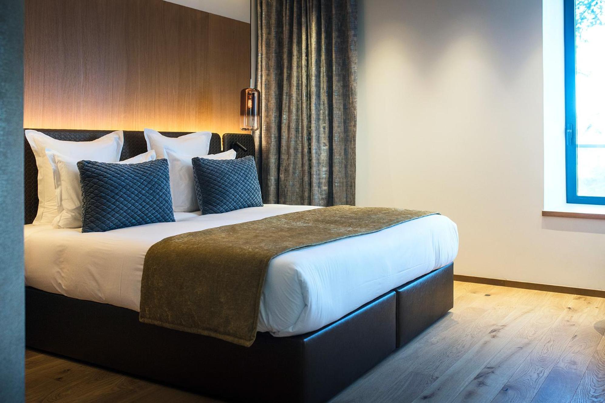 Prestige Double or Twin Room Terrace Lake View